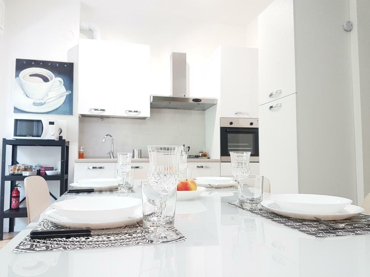 Lab3 City Private Apartment - 2 Bedrooms 파비아 외부 사진