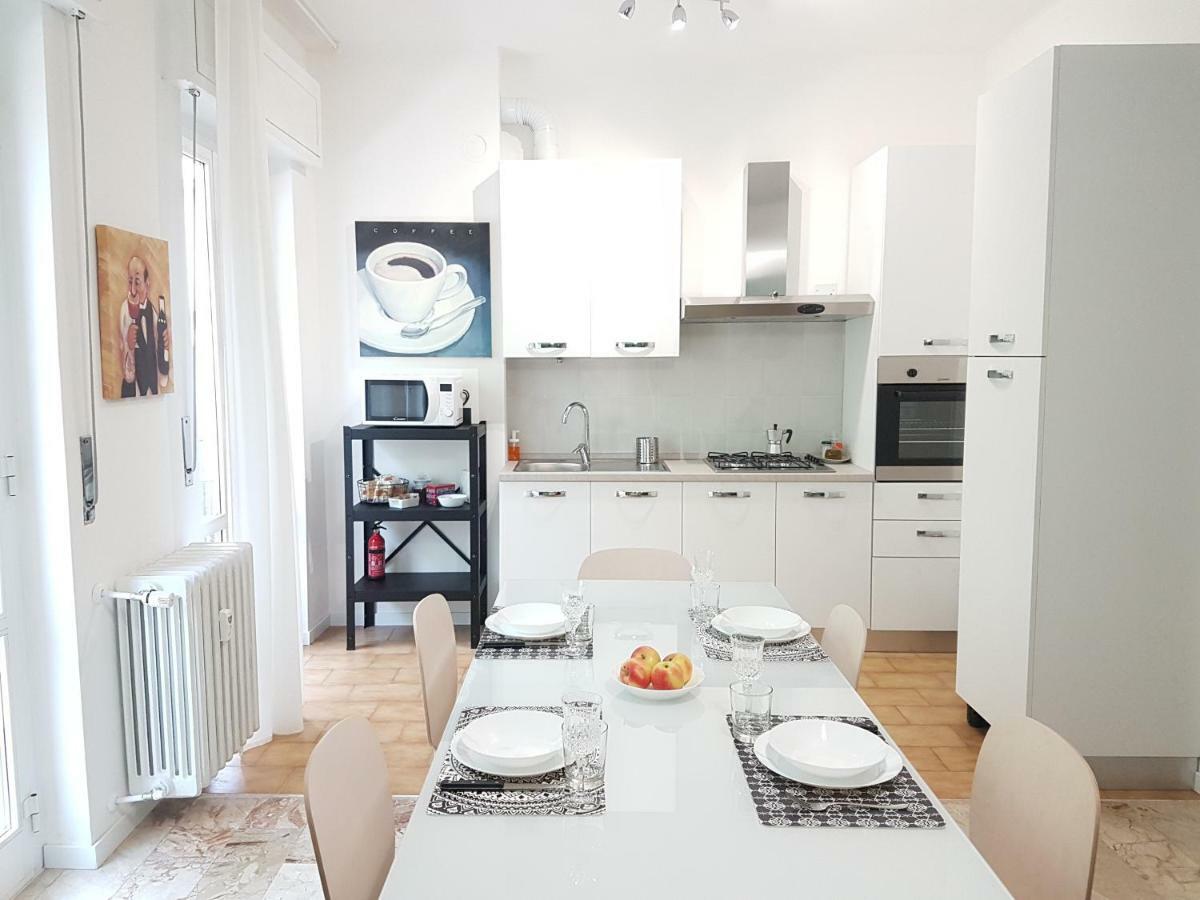 Lab3 City Private Apartment - 2 Bedrooms 파비아 외부 사진